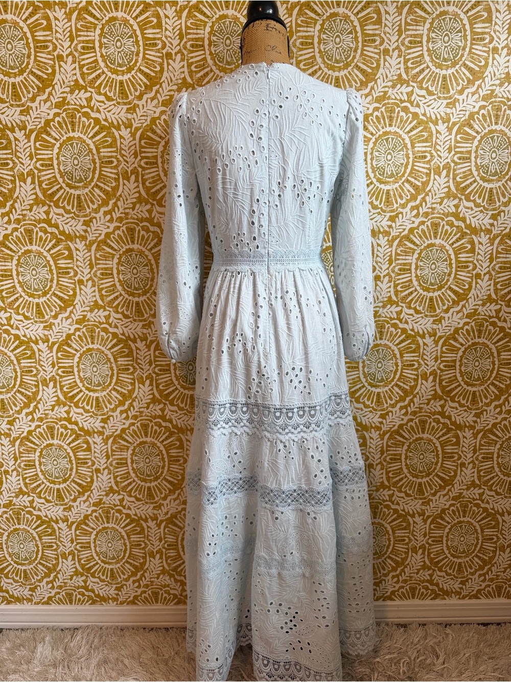Antonio Melani x Born On Fifth The Primrose Eyelet Embroidered Maxi Dress Sz 4 - Picture 10 of 13
